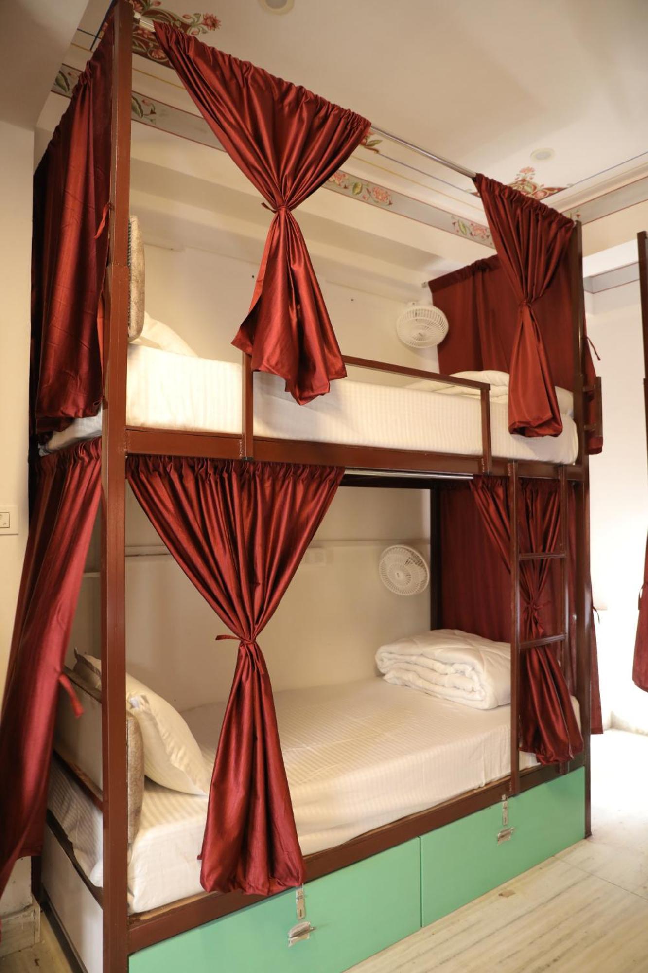 Hostel Funky Bunky Udaipur Exterior photo