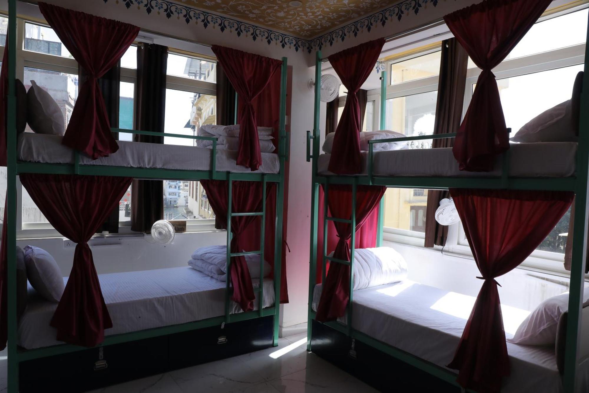 Hostel Funky Bunky Udaipur Exterior photo