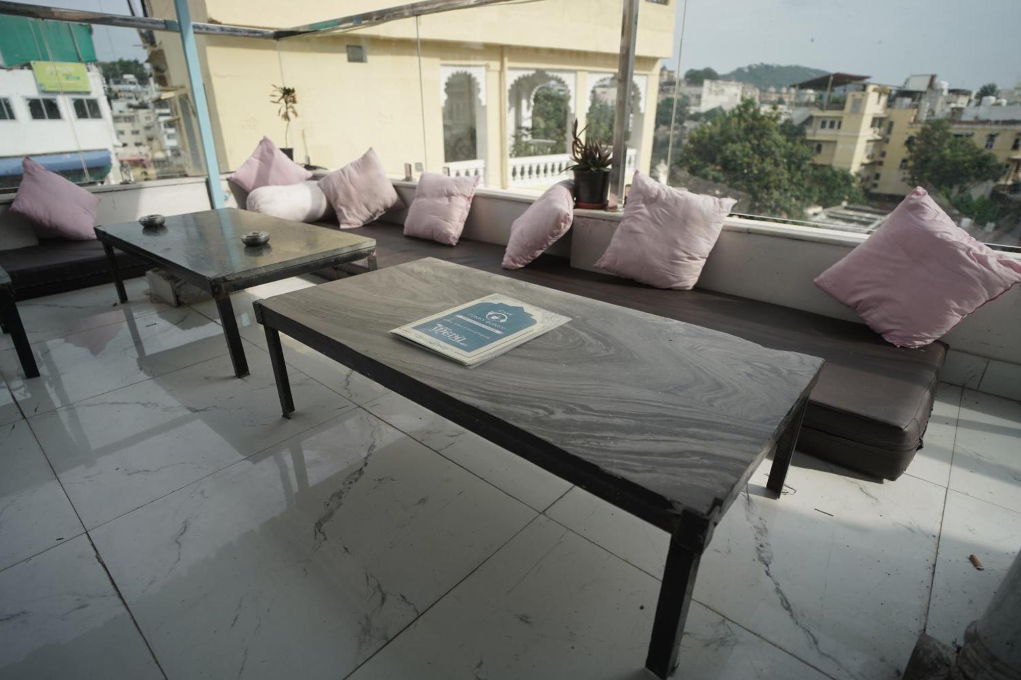 Hostel Funky Bunky Udaipur Exterior photo