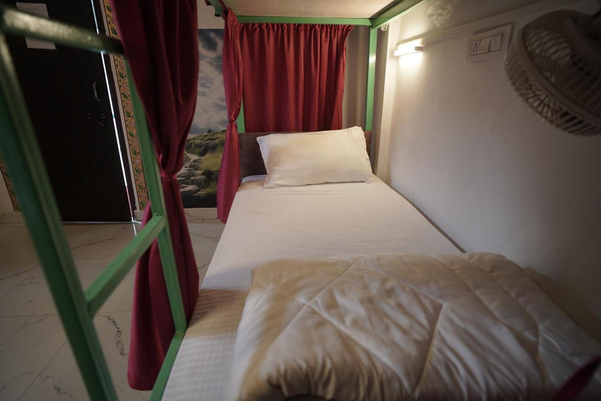 Hostel Funky Bunky Udaipur Exterior photo